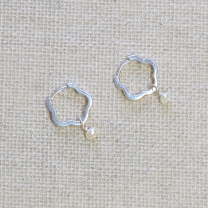 Flower Shaped Hoops Earrings - Sterling Silver