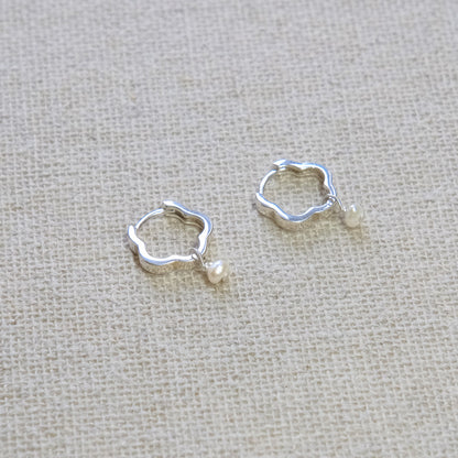 Flower Shaped Hoops Earrings - Sterling Silver
