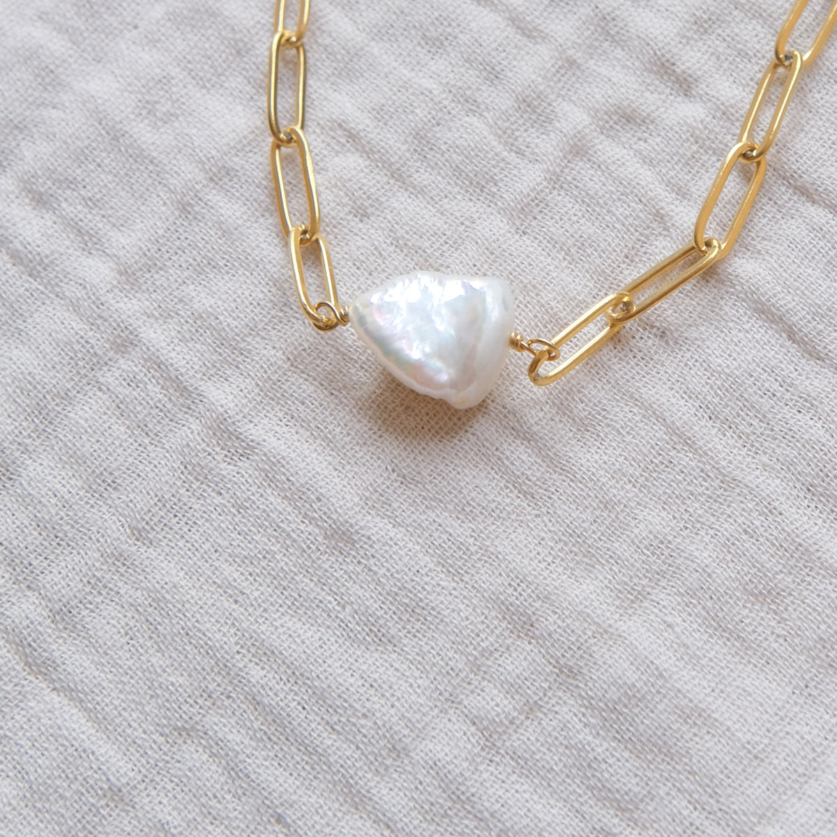 Freshwater Pearl Paperclip Chain Necklace - Gold 2