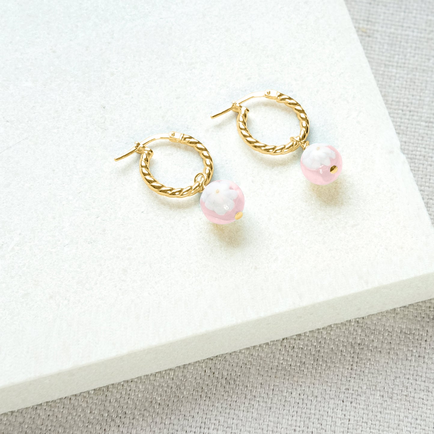 Daisy Rope Twist Hoops Earrings - Pink/Gold Vermeil