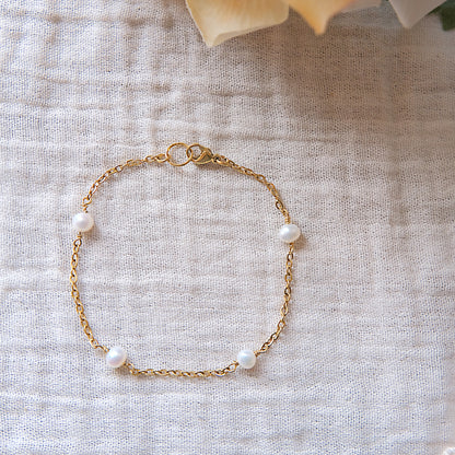 Freshwater Pearl Bracelet - Gold
