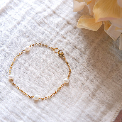 Freshwater Pearl Bracelet - Gold