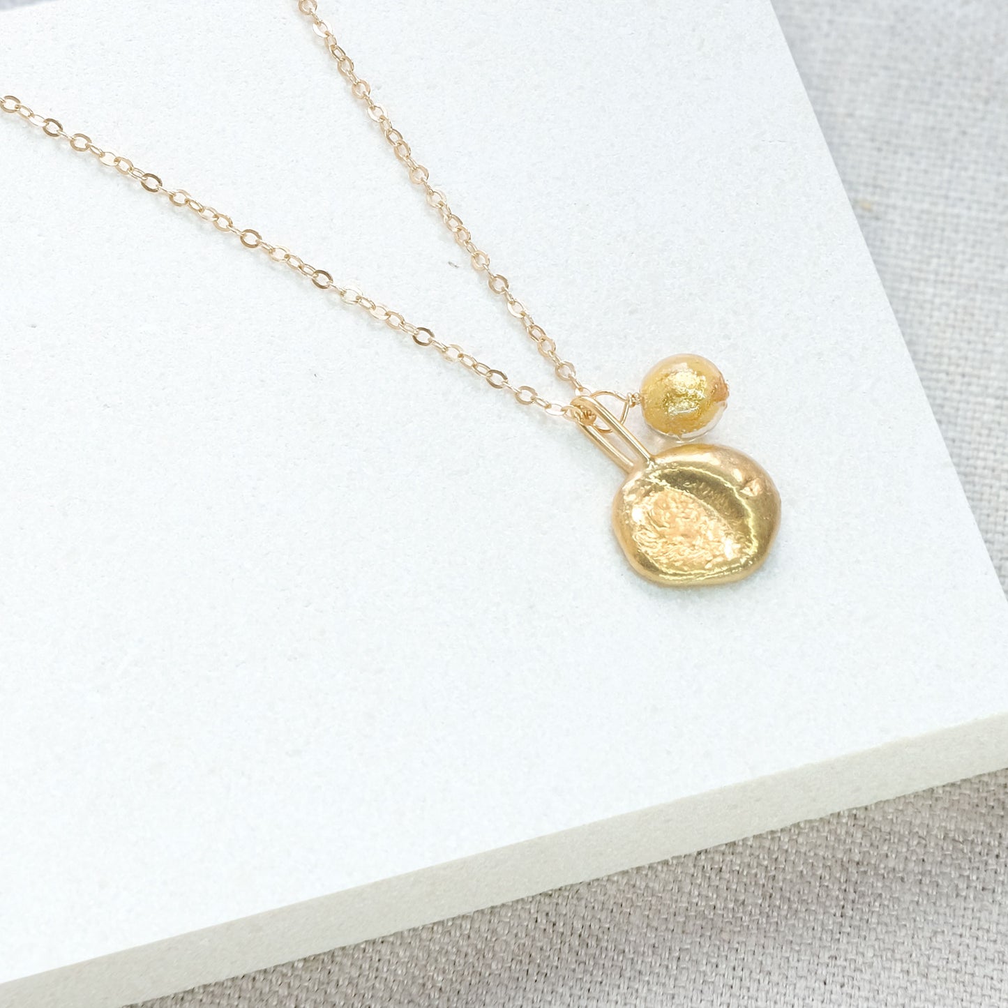 gold coin pendant necklace