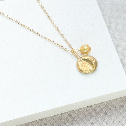 gold coin pendant necklace