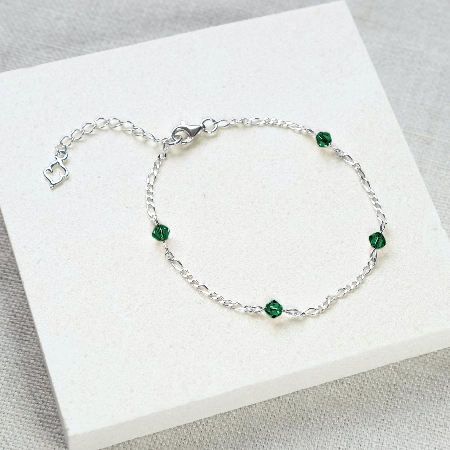 Stardrop Figaro Chain Bracelet - Emerald/Sterling Silver